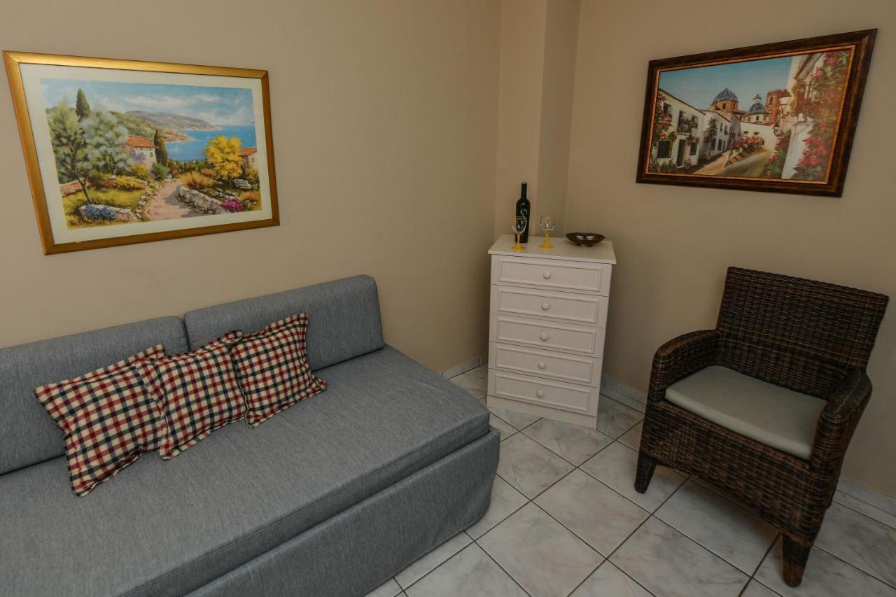 Lida Apartments Kalamata Dış mekan fotoğraf